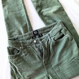 BDG High-Rise Mom Green Corduroy Pants Size 28